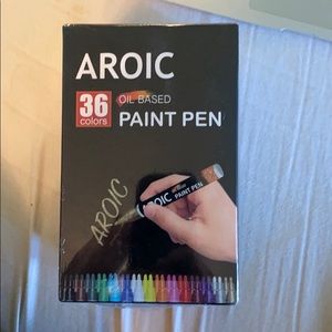 AROIC oil based paint pens